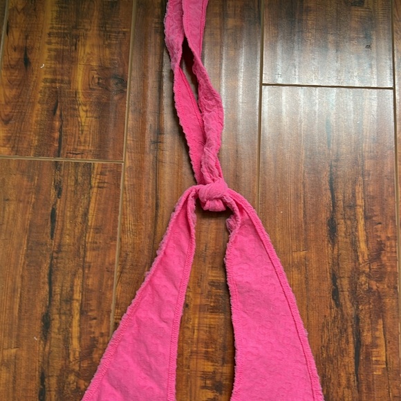 Hot pink mini skirt and Halter top - size S - Picture 4 of 8